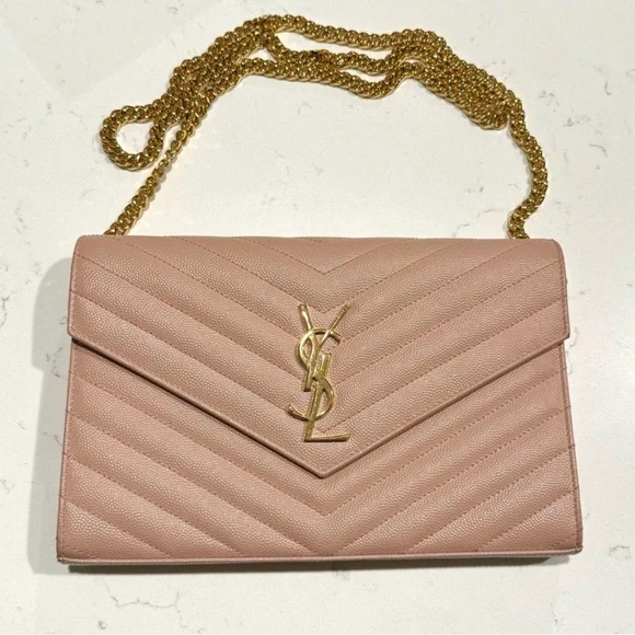 Yves Saint Laurent Blush Quilted Clutch with Gold Chain - Picture 1 of 3